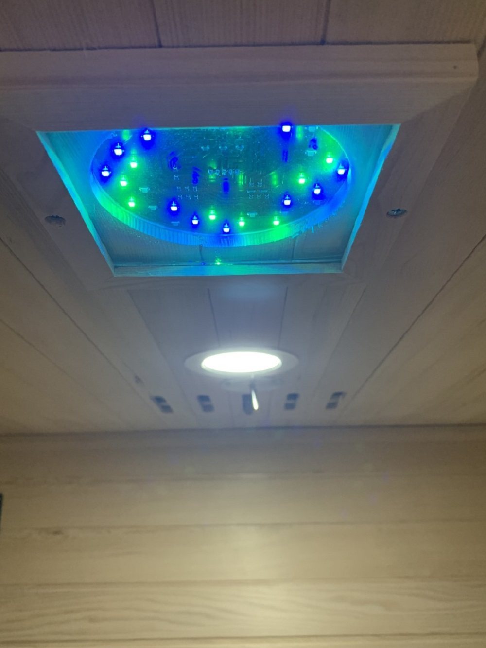 Infraspa stærri 4 manna